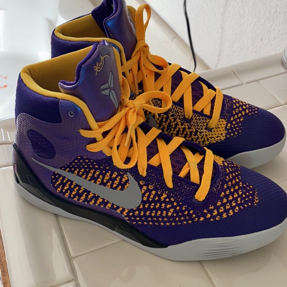 Nike Kobe 9 Elite Showtime - Picture 2 of 10